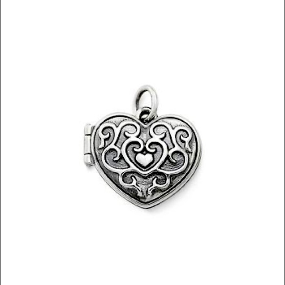 James Avery iso. It’s been found and purchased :)